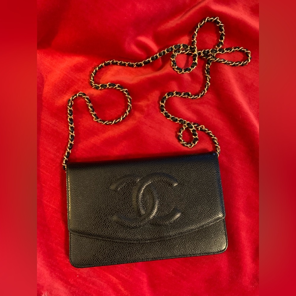 Chanel caviar leather crossbody/shoulder bag